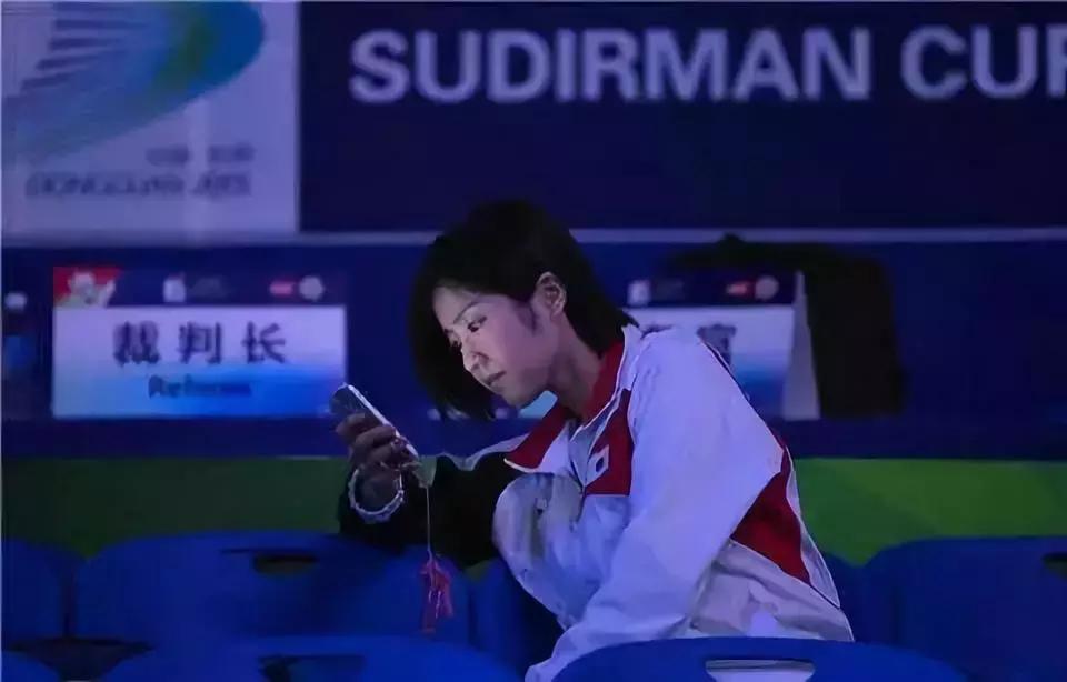 史上最强攻略：遇上心中的“羽球女神”，该怎么办呢？