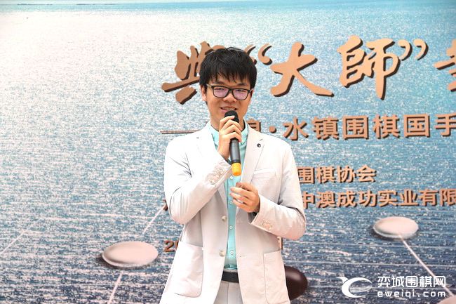 柯洁与韩升周比赛讲解,国手柯洁最新比赛