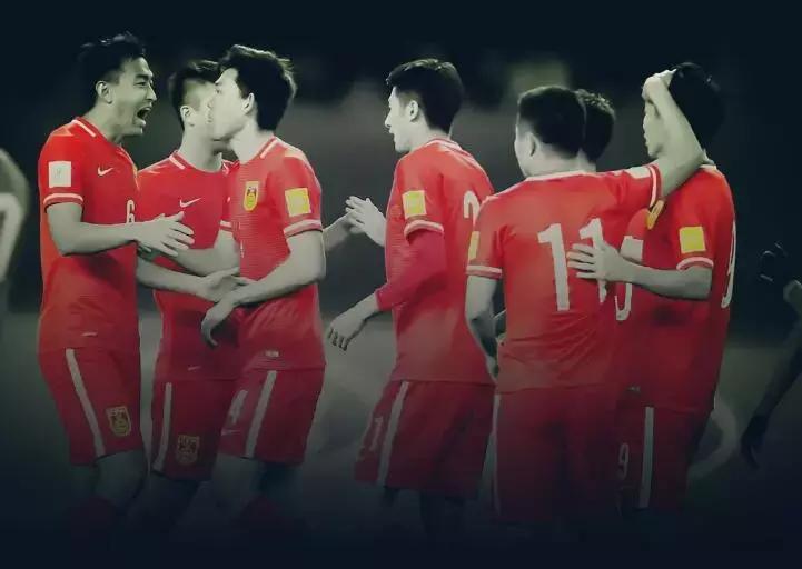 连白斩鸡都不如，这两支球队在世界杯上的表现比国足还烂！