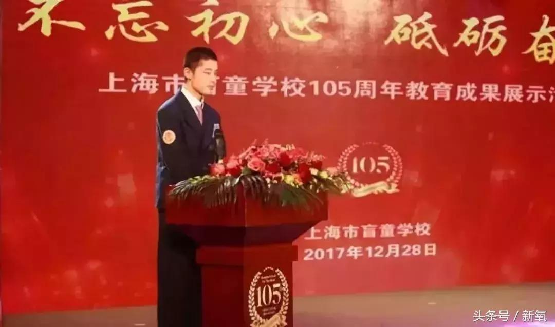 看了易烊千玺演唱会后的反应,易烊千玺喜欢宋祖儿吗