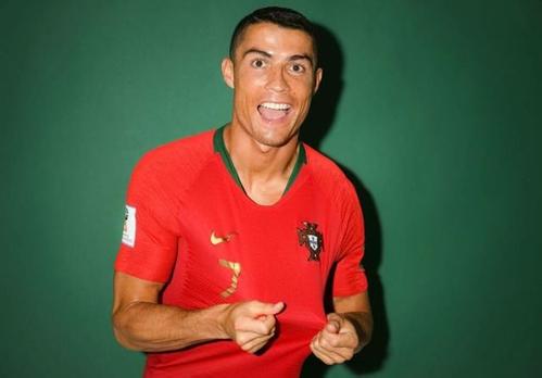 c罗与卡瓦尼谁厉害,苏神卡瓦尼破门乌拉圭