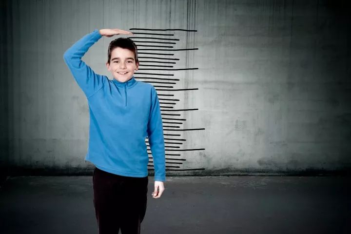 矮个子怎样逆袭大个子,矮个子如何逆袭1米8男