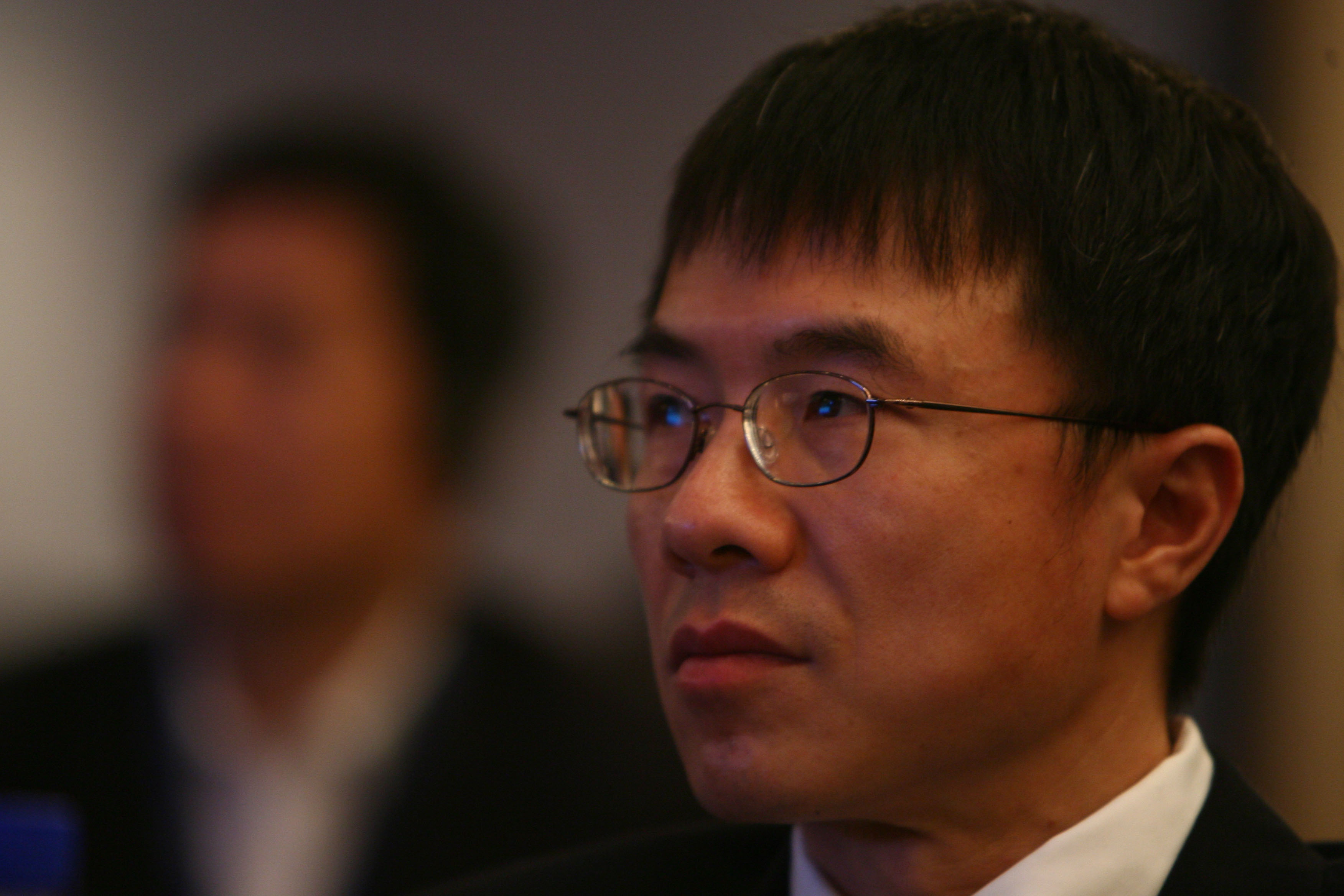 陆奇从拼多多离职了吗,陆奇值得入手吗