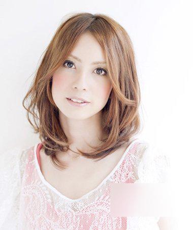 国字脸50岁女适合什么发型,适合十五岁女生的发型