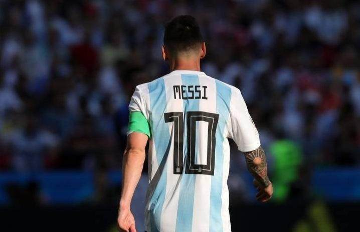 梅罗时代即将落幕图片,梅罗最后一次交锋青春迎来谢幕