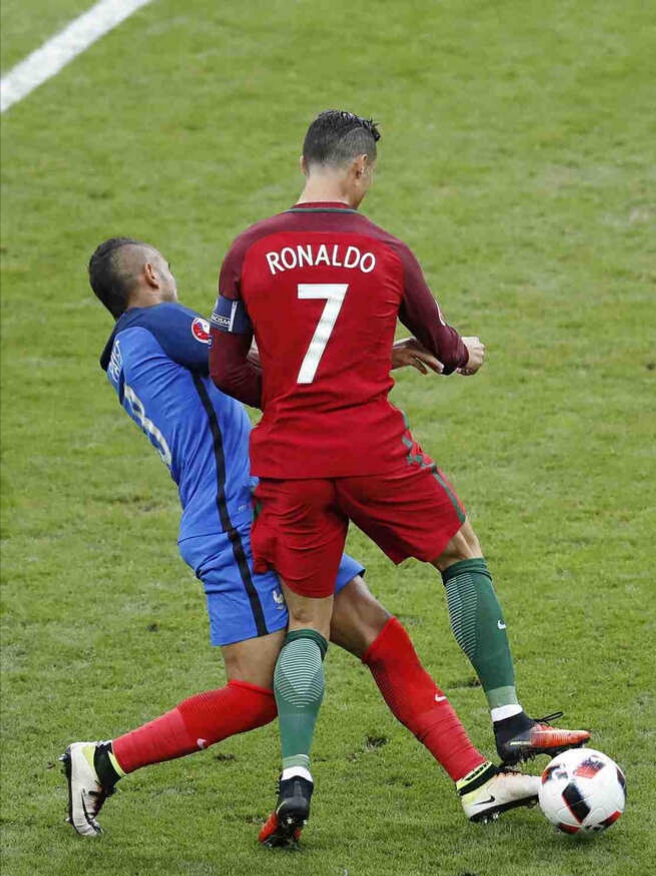 这一次c罗没哭，而我却涕泗滂沱……