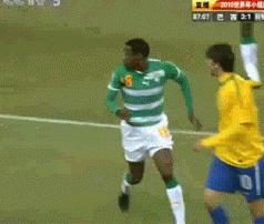 假摔足球苏亚雷斯,假摔名场面内马尔