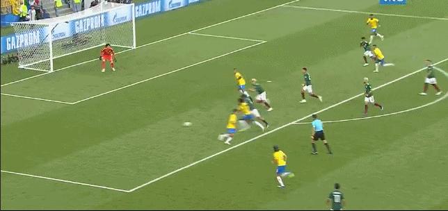 内马尔巴西世界杯被谁犯规,欧洲杯内马尔被犯规