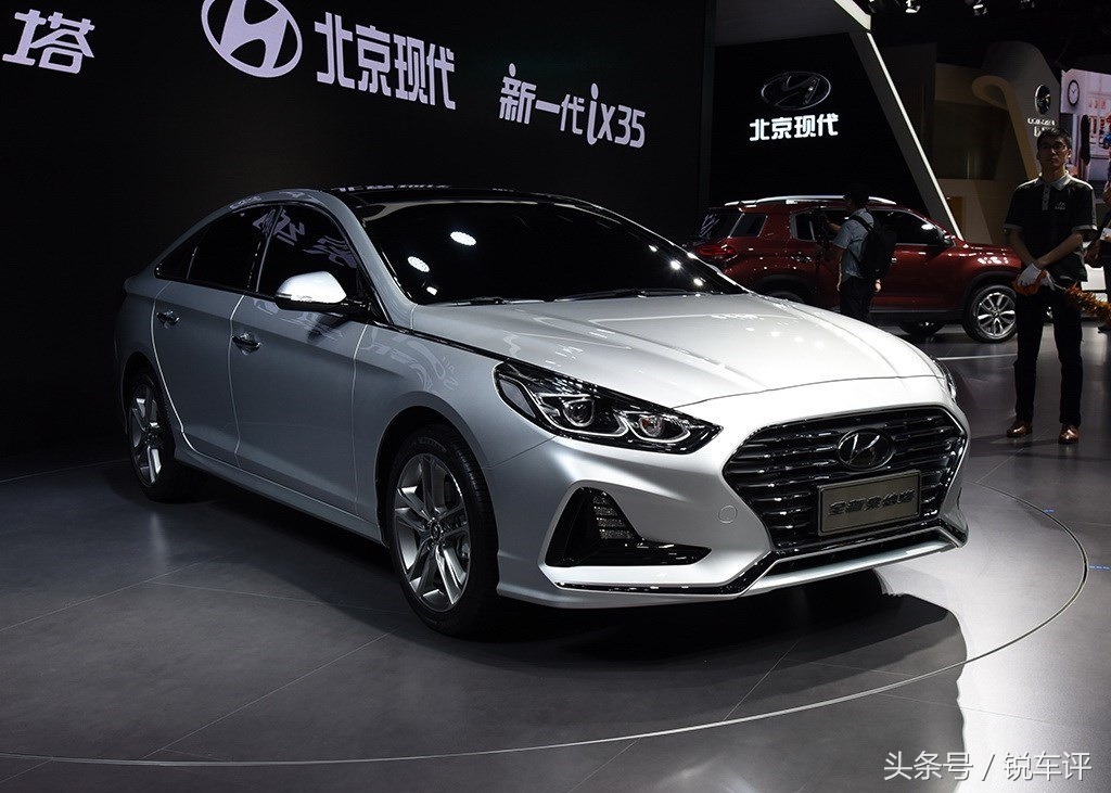 索纳塔八换全新索纳塔,索纳塔九2.4和索纳塔八2.4区别