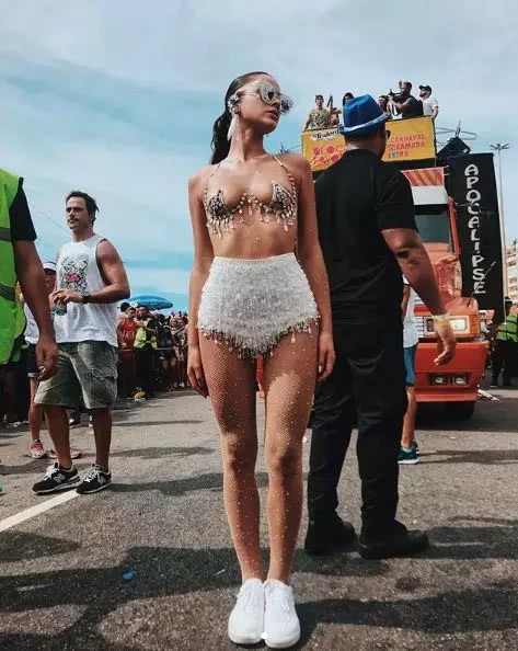 c罗梅西内马尔情感关系图,c罗哈利法塔