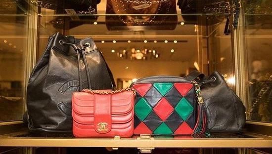 几千块钱能买奢侈品包吗,奢侈品怎么买到真品包呢