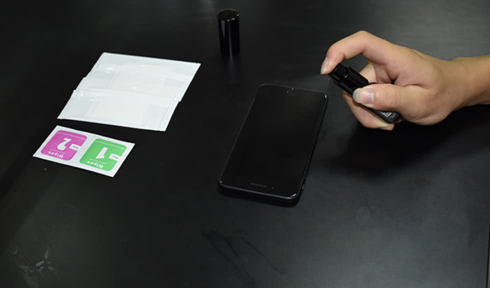 手机屏幕涂抹什么不沾指纹小窍门,手机屏幕沾染指纹用什么方法