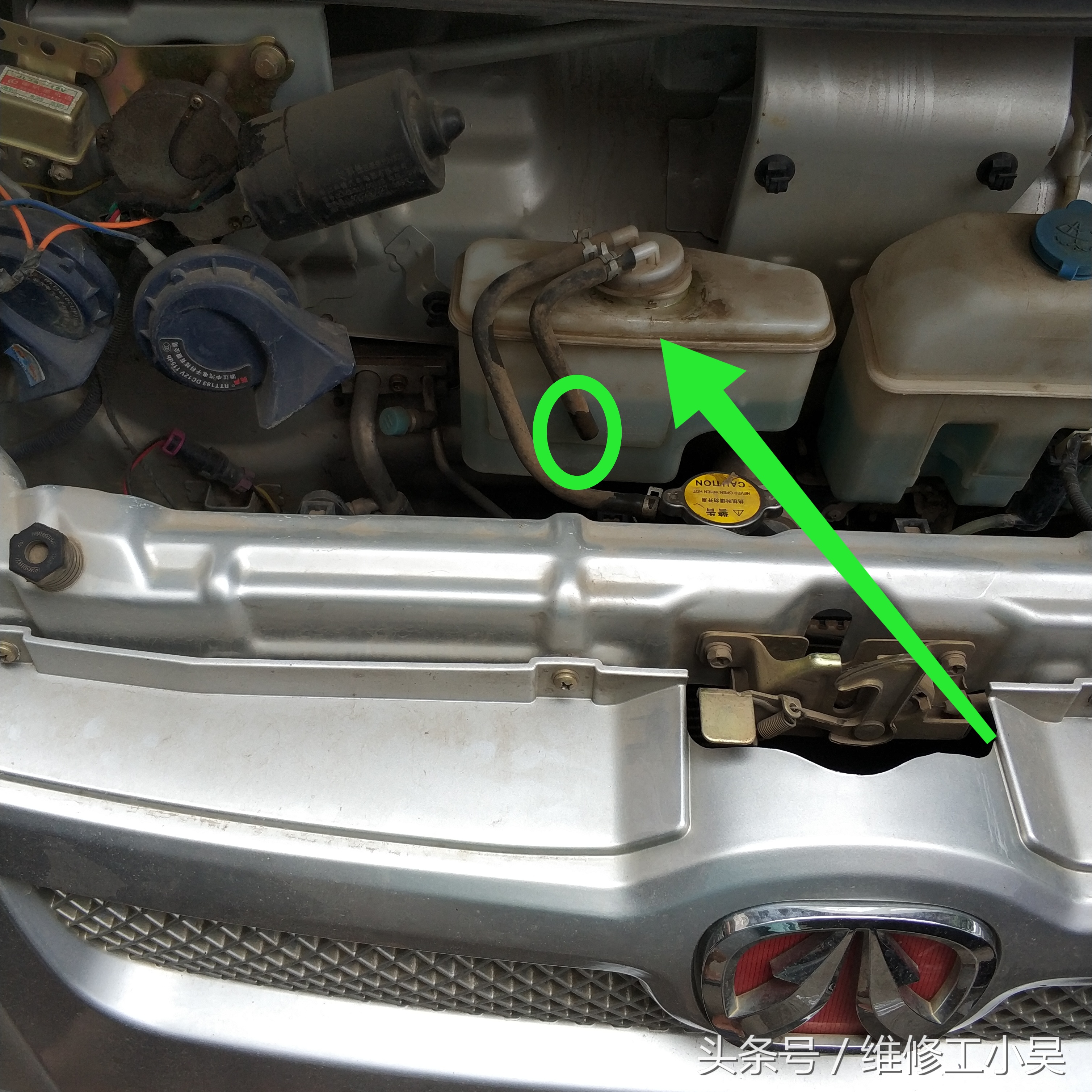 汽车发动机高温都是什么原因,老车发动机容易高温怎么回事