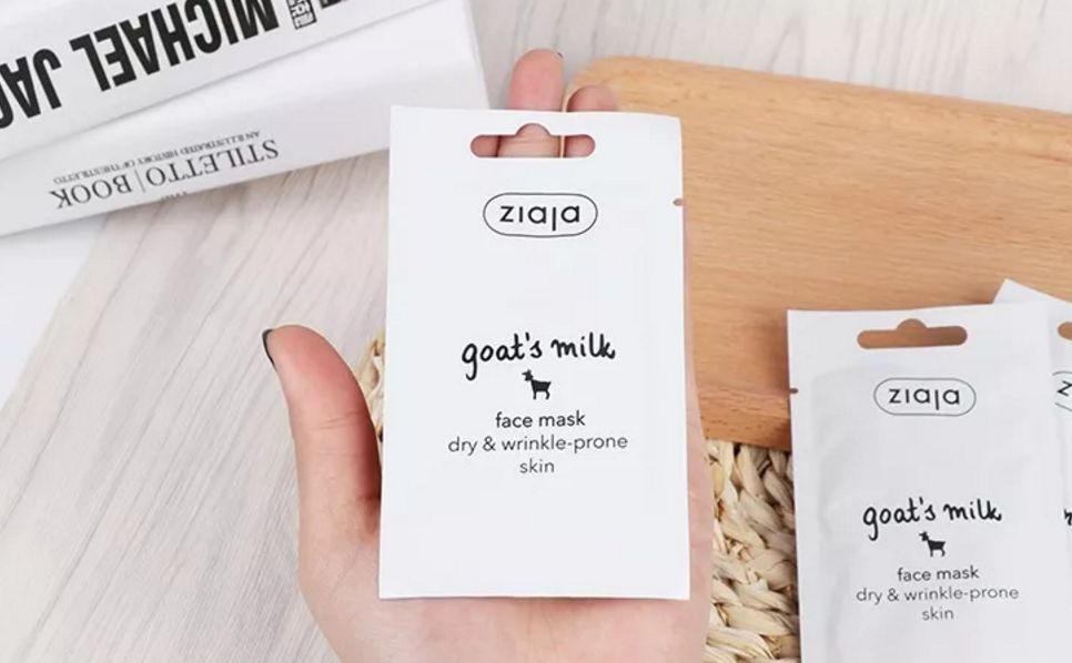 这只山羊居然把“黑球”变“白球”了!