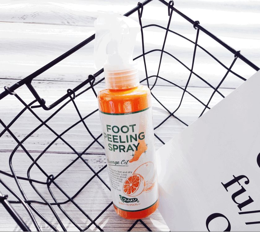 擦掉一张皮，双脚换皮术！死皮、老茧一喷就没，15秒还原嫩白玉足