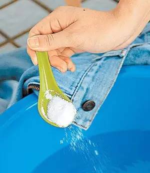 衣服脱色怎么洗才能不脱色,衣服防脱色最好的方法