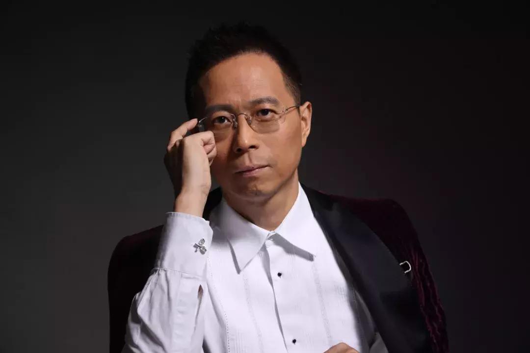 世界杯中国球迷观看视频,世界杯直播cctv5解说