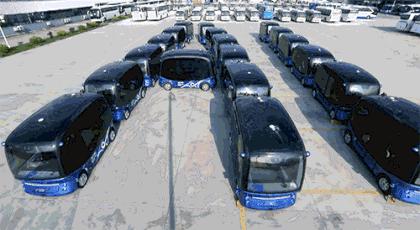 就在刚刚，司机、说唱歌手、体育解说和主持人等通通陷入失业风险