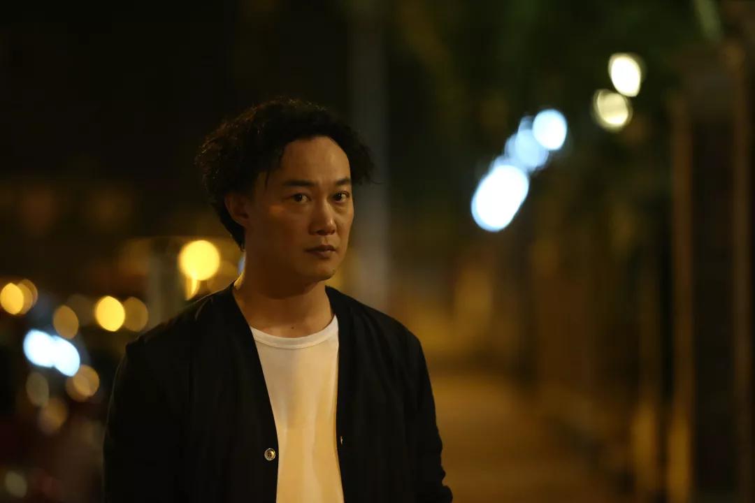 失恋的人听哪首歌就哭了,当年多少人是哭着听完这首歌的