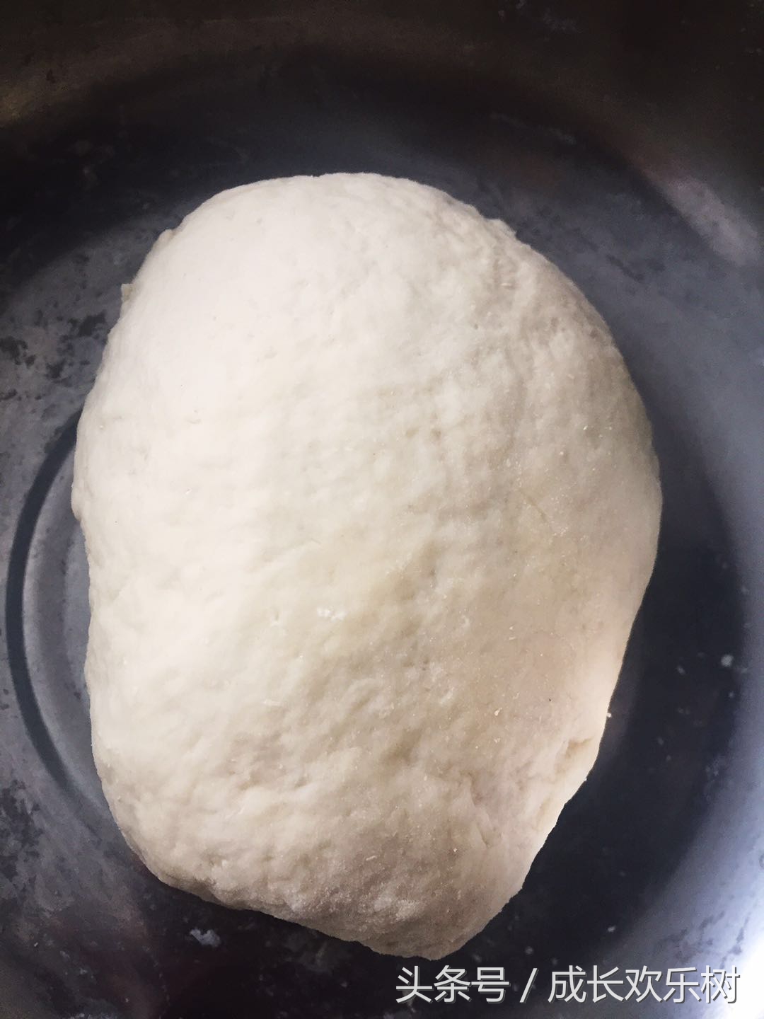 爸爸看孩子吃馒头,爸爸看卡塔尔世界杯