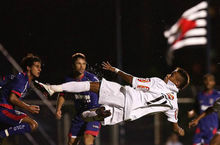 身披10号球衣的内马尔也表示想要学习另外一些语言