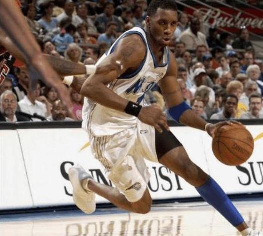 nba球星麦迪小腿,nba中的小短腿