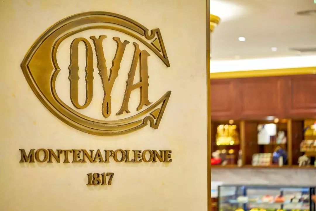 一开业就火爆,lv第一家甜品店