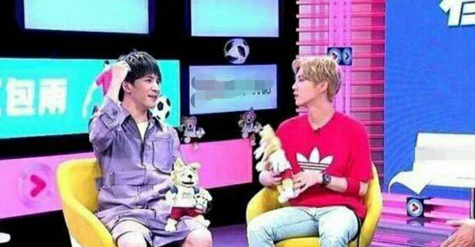 徐冬冬和陈奕迅,徐冬冬世界杯看足球