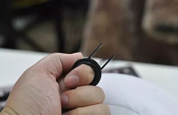 锤哥清理键盘,铅锤哥