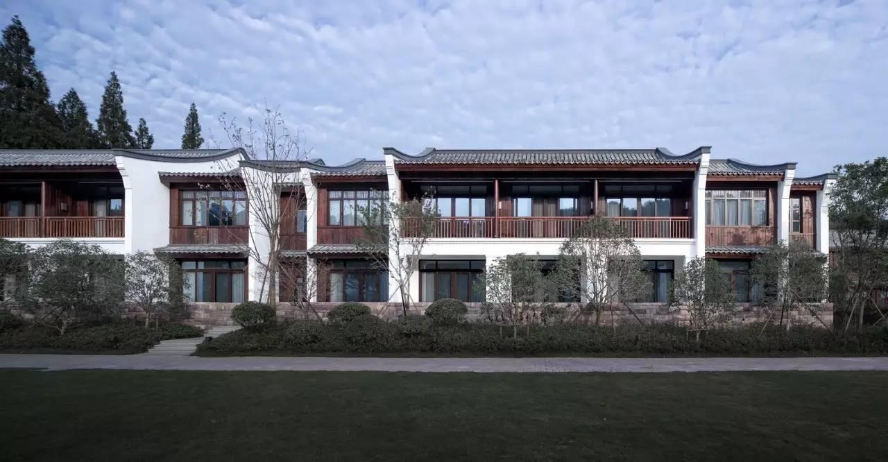 令人一眼惊艳的山庄美景,绝美中式庭院一方山水惊艳了时光