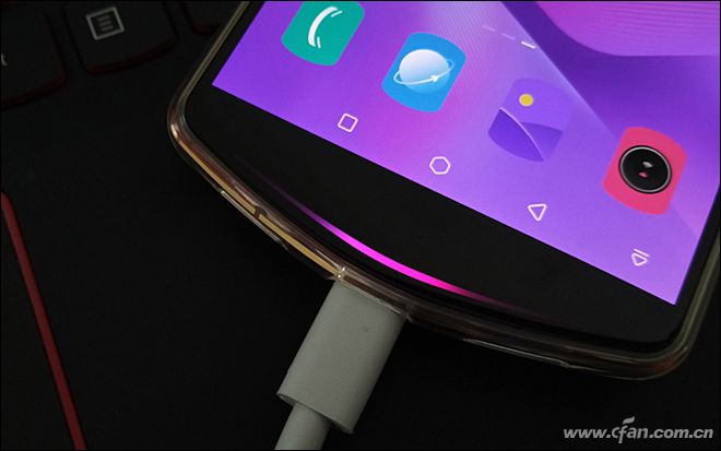 9.9元秒杀自拍神器,39元多功能自拍神器