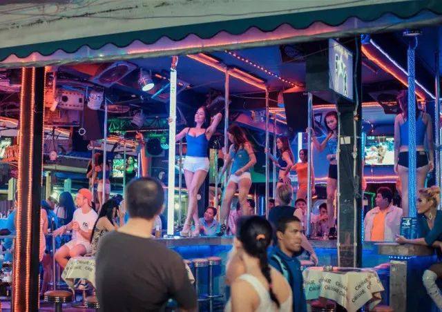 泰国红灯光街体验,泰国红色灯区注意事项