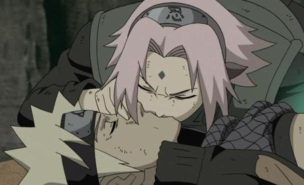 火影鸣人的吻给了谁,鸣人第二次和佐助吻