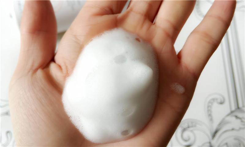 护肤小技巧鼻子怎么做好看,鼻子有痘坑护肤品怎么用