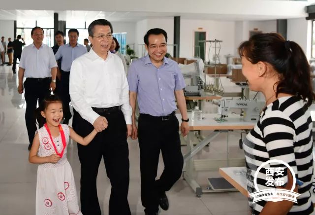 “板凳会”“故事会”“宣传队”!永康书记:推广“*会两**一队”,村集体也要脱贫!