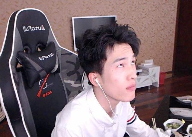 刺激战场难言灵敏度最新版,刺激战场难言灵敏度设置现在版本