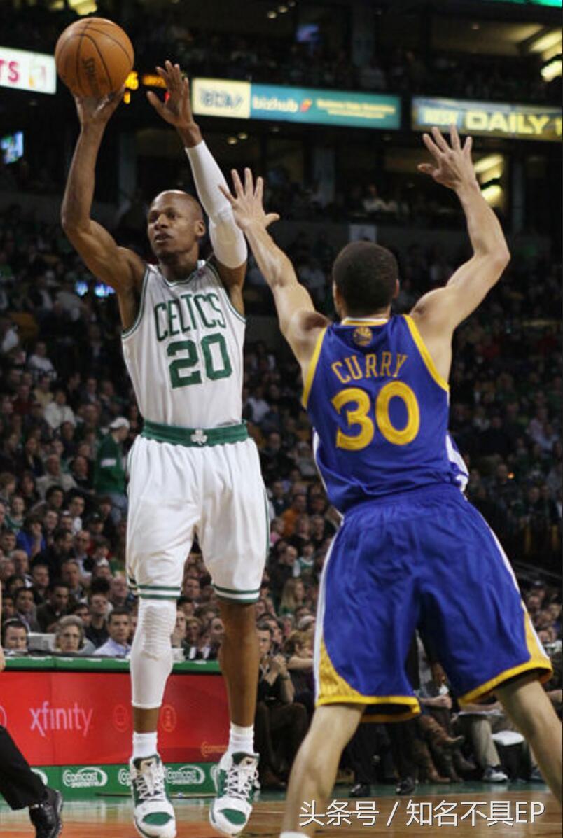 三分王库里单挑篮球,库里与雷阿伦三分数据