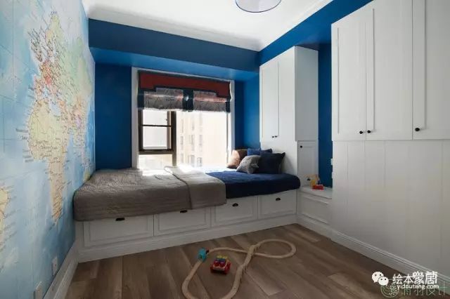 2平米独立小书房榻榻米,细长小书房想做成榻榻米