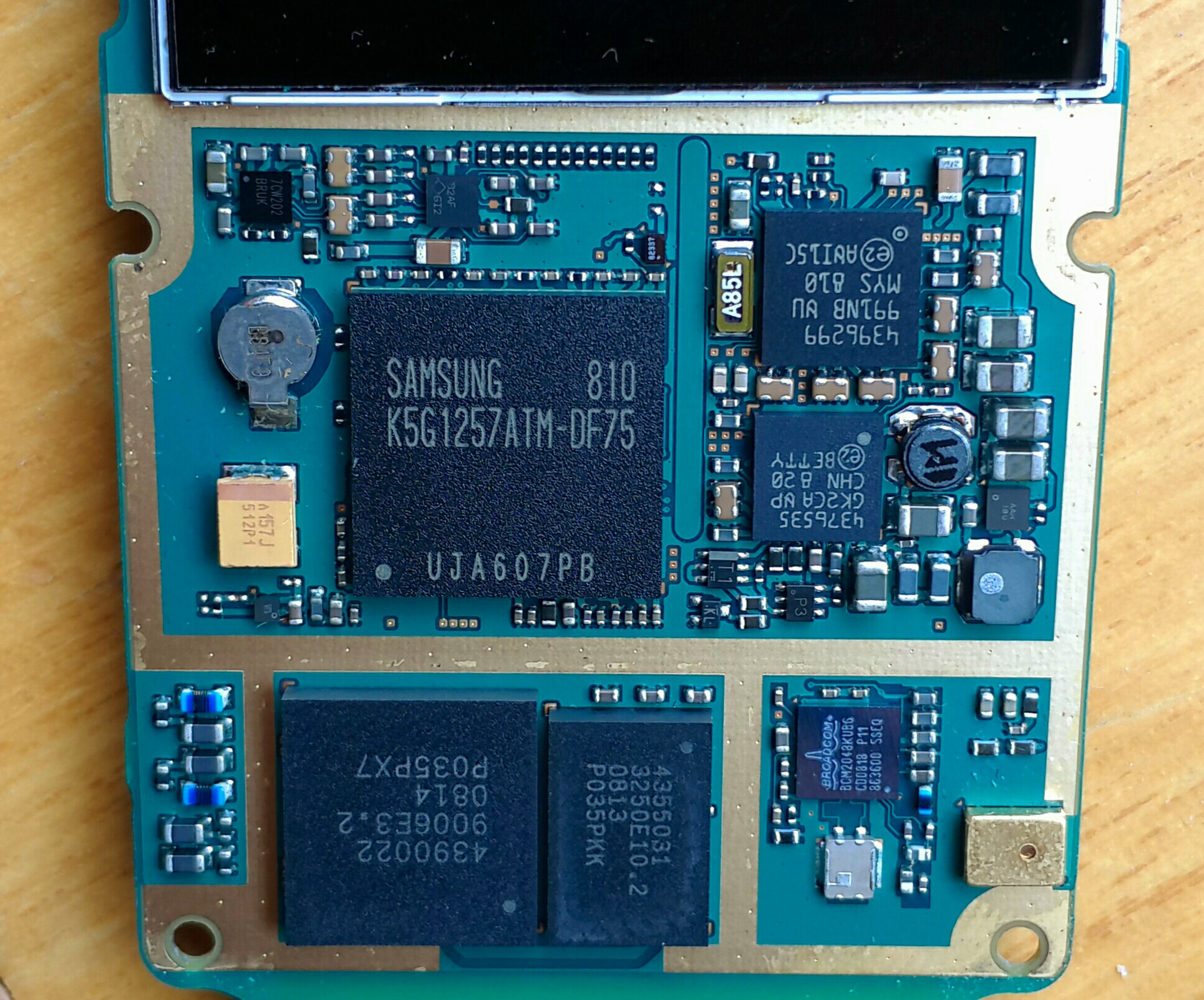 诺基亚滑盖6700s拆机,n73诺基亚手机拆解