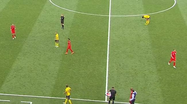 英格兰2-1绝杀突尼斯凯恩梅开二度,06年英格兰瑞典集锦