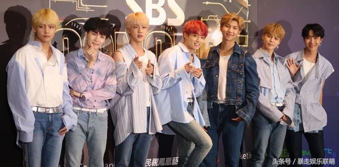 6大人气韩团中国台湾开唱，防弹少年团自制手幅献粉丝超暖心！