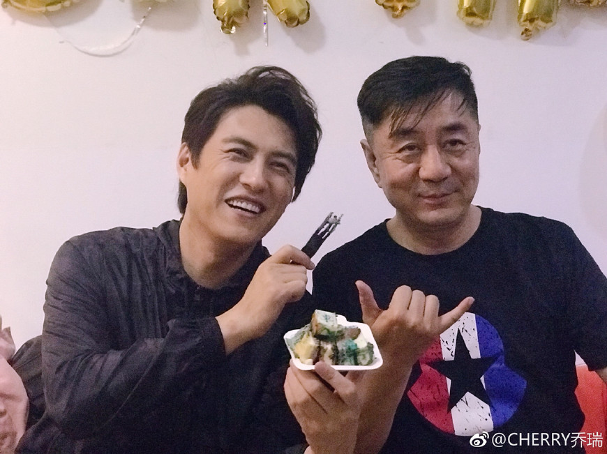 左小青和靳东如果岁月可回头花絮,靳东左小青电视剧如果岁月可回头