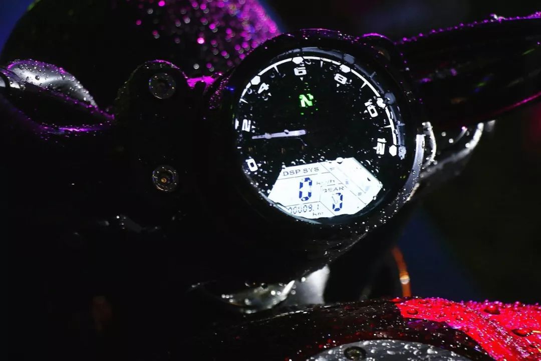 龙嘉v途250新款,v咖龙嘉250几座车