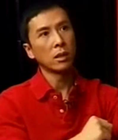 李小龙地位有多高,李小龙的地位