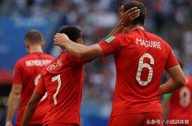 刚被穆帅批评假摔,马上就用进球回应,一夜之间他成为英格兰英雄