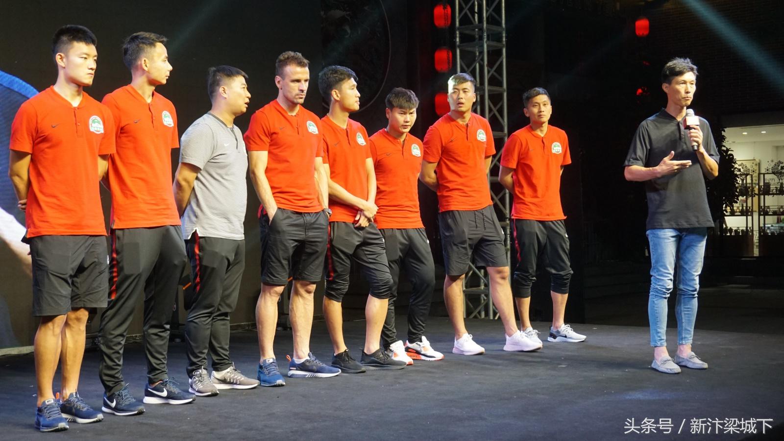 商丘建业运动嘉年华开幕,建业足球嘉年华