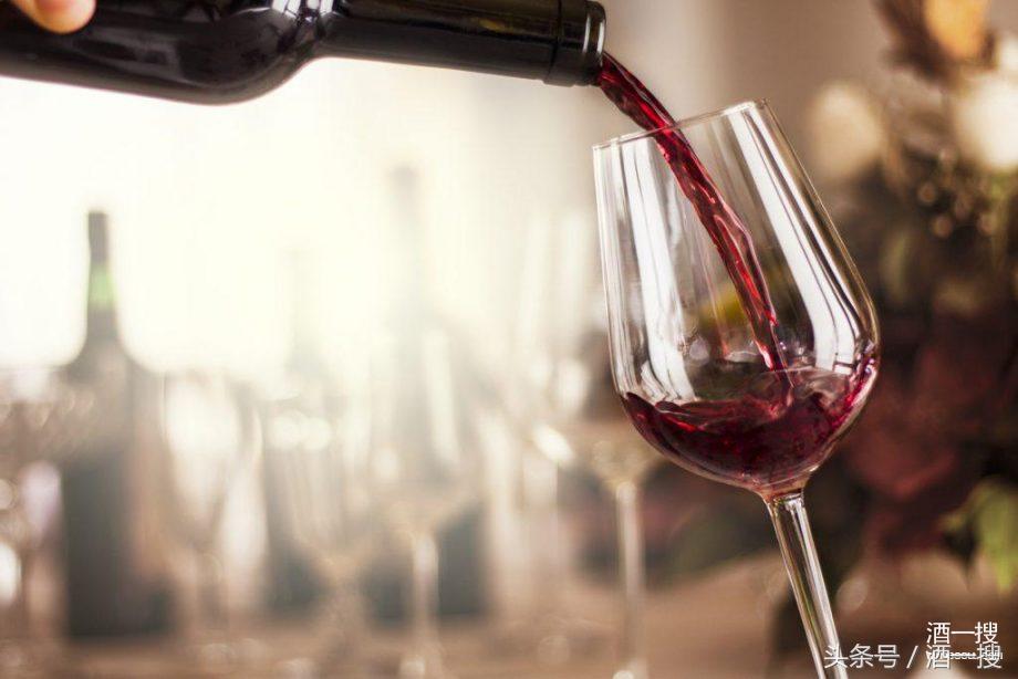 红葡萄酒redwine,阿玛罗尼红葡萄酒怎么酿造