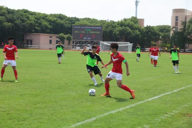 谁将是下一个足球明星,谁是下一个罗德里格斯