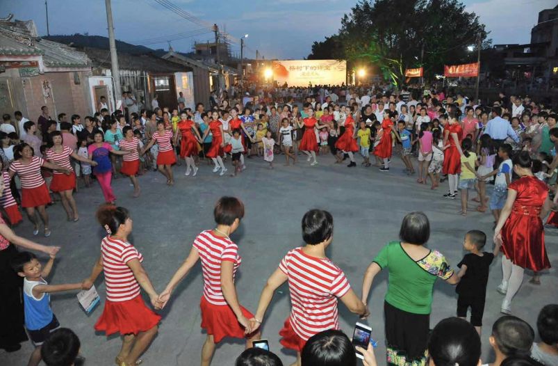 汕头：波头村推进文化扶贫，着力提升乡风文明