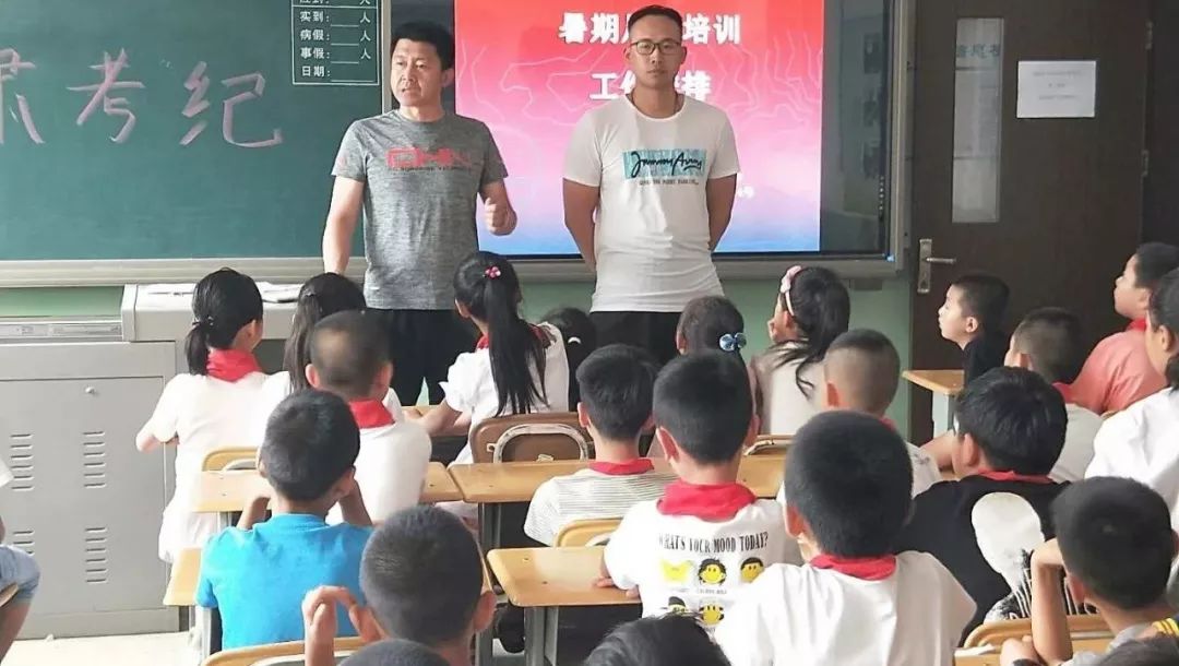 青少年校园足球训练计划,足球少年足球梦